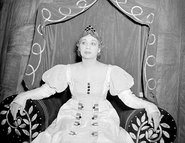 Edna Thomas