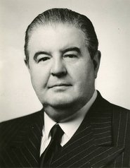 Gilbert Miller