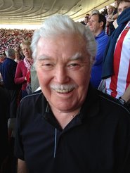 Dickie Davies