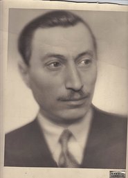 Bernard Latham