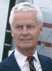 Max Nardari