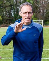 Dieter Naumann