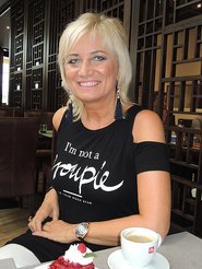 Yvonne Vavrová
