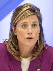 Annelies Verlinden
