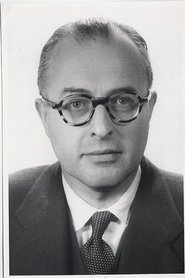 Geoffrey Lumb